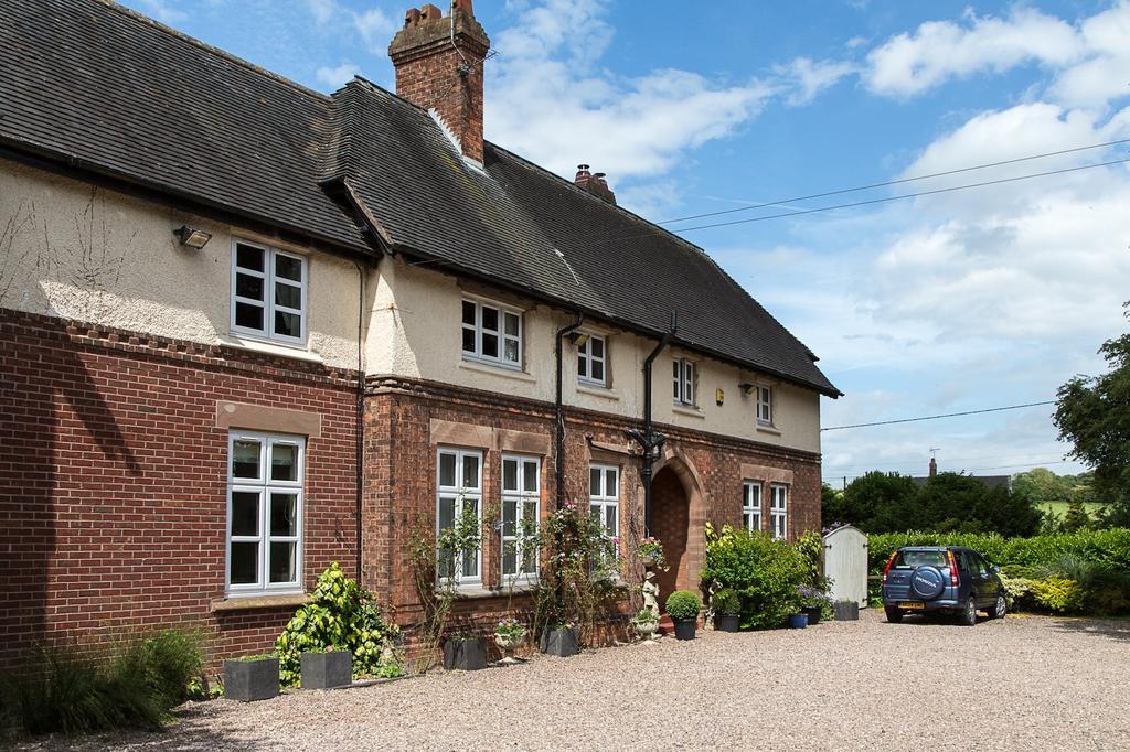 Heywood Hall Denstone Exteriör bild